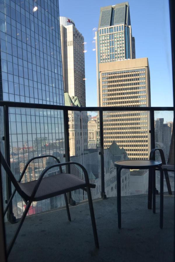 Beautiful One Bedroom Downtown Condo With Pool And Free Parking Montréal Exterior foto