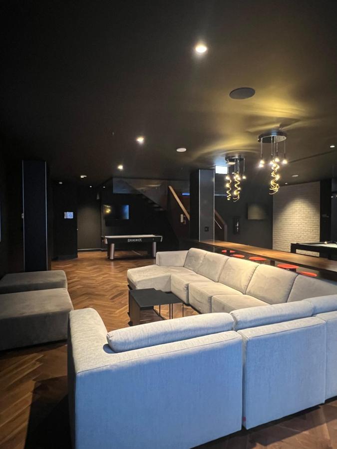 Beautiful One Bedroom Downtown Condo With Pool And Free Parking Montréal Exterior foto